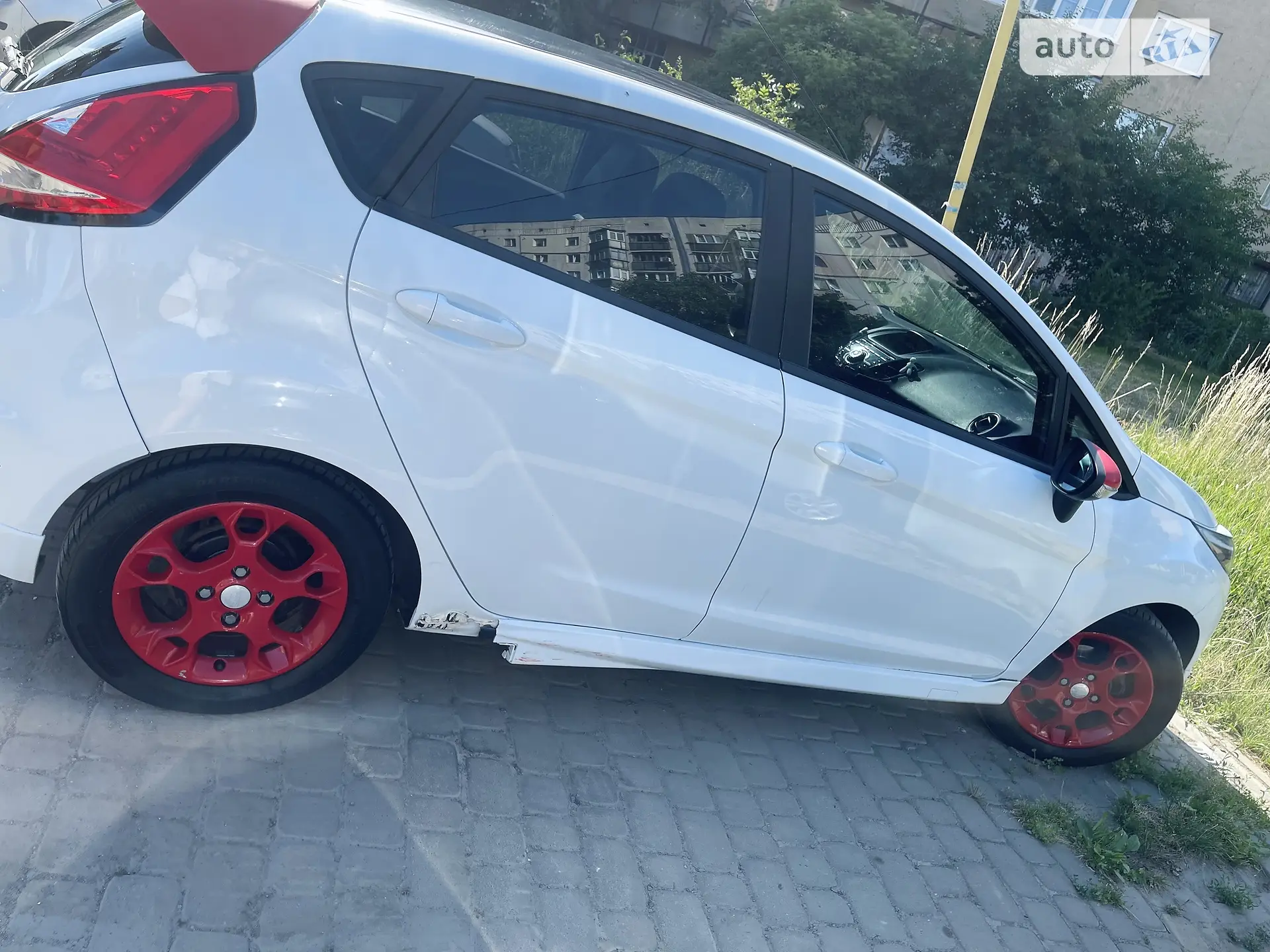 2013 Ford Fiesta - мініатюра 22