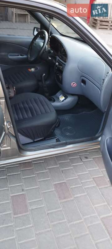 Хэтчбек Ford Fiesta 1998 в Одессе