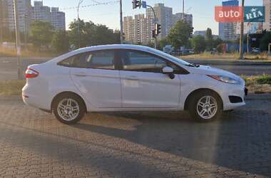 Седан Ford Fiesta 2019 в 