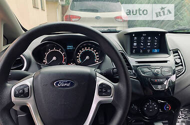 Седан Ford Fiesta 2019 в Днепре