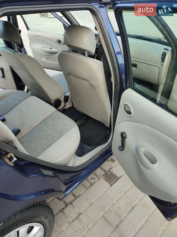 Хэтчбек Ford Fiesta 1998 в Умани