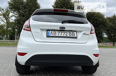 Хэтчбек Ford Fiesta 2017 в 