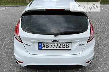 Хэтчбек Ford Fiesta 2017 в 