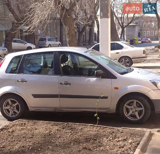 Хэтчбек Ford Fiesta 2006 в Одессе