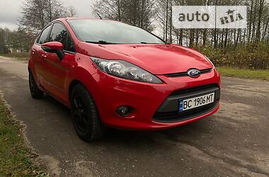 Хэтчбек Ford Fiesta 2010 в Львове