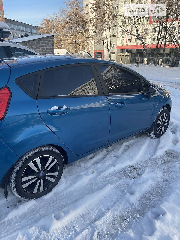 Хэтчбек Ford Fiesta 2013 в Киеве