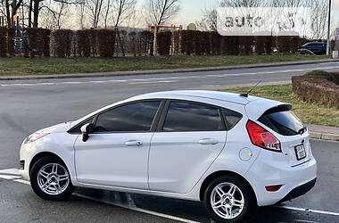 Хэтчбек Ford Fiesta 2019 в 