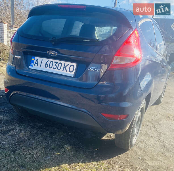 Хэтчбек Ford Fiesta 2010 в Киеве