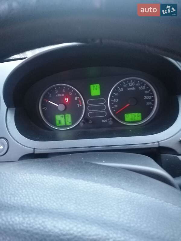 Хетчбек Ford Fiesta 2005 в Дніпрі