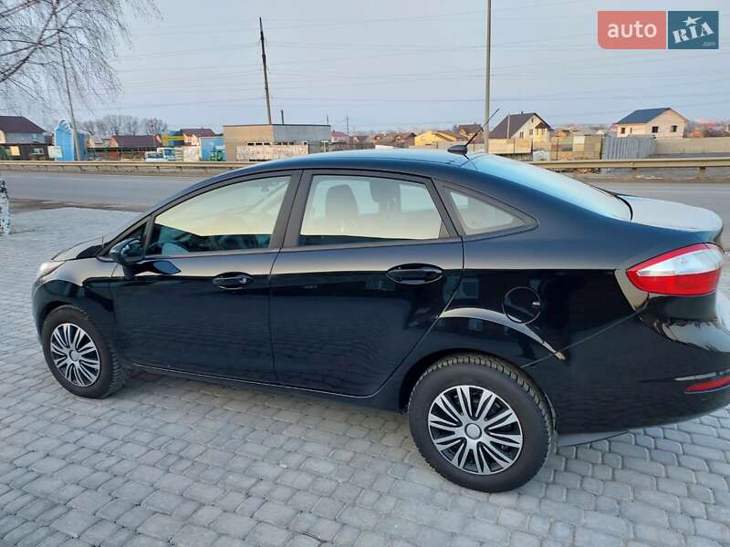 Седан Ford Fiesta 2017 в Вінниці