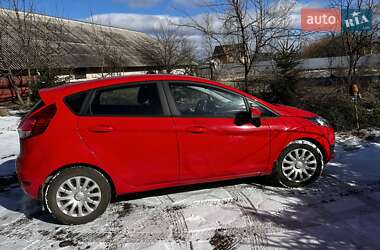 Хетчбек Ford Fiesta 2016 в Радомишлі