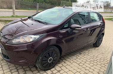 Хэтчбек Ford Fiesta 2010 в Чорткове