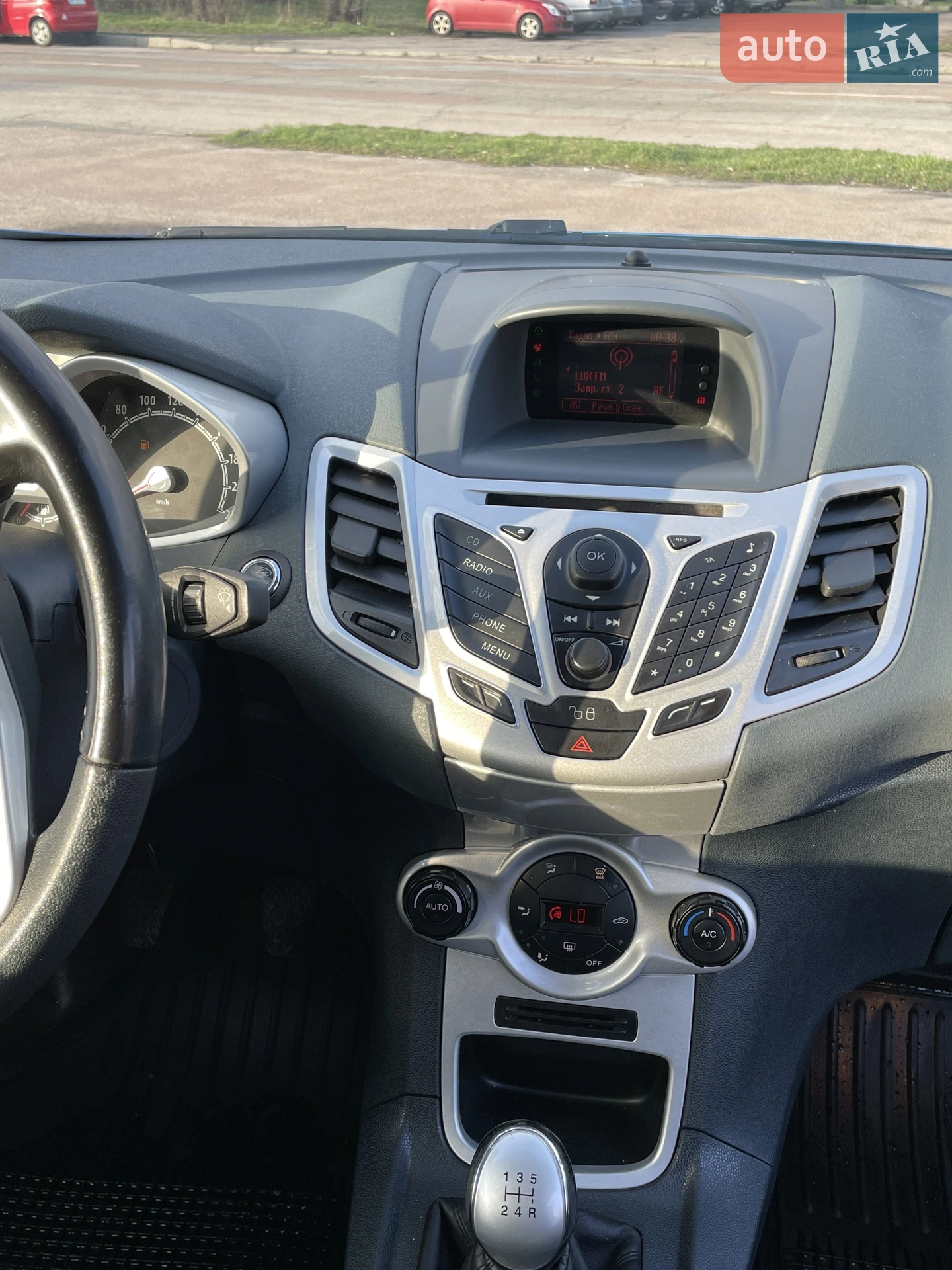 2011 Ford Fiesta - мініатюра 5