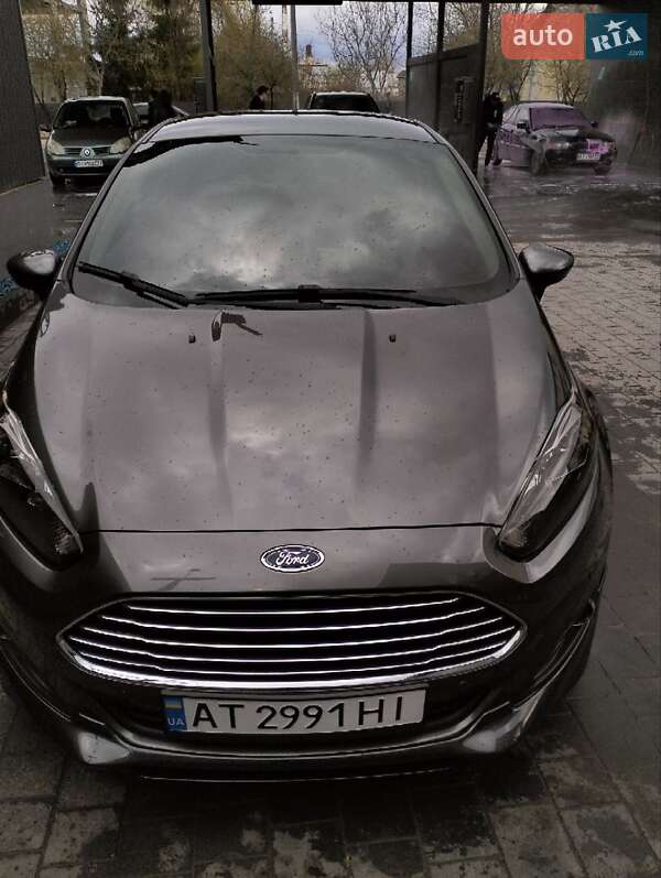 Хетчбек Ford Fiesta 2018 в Івано-Франківську
