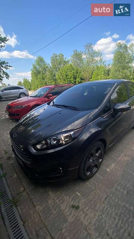 Хетчбек Ford Fiesta 2018 в Івано-Франківську