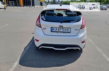 Хэтчбек Ford Fiesta 2019 в 
