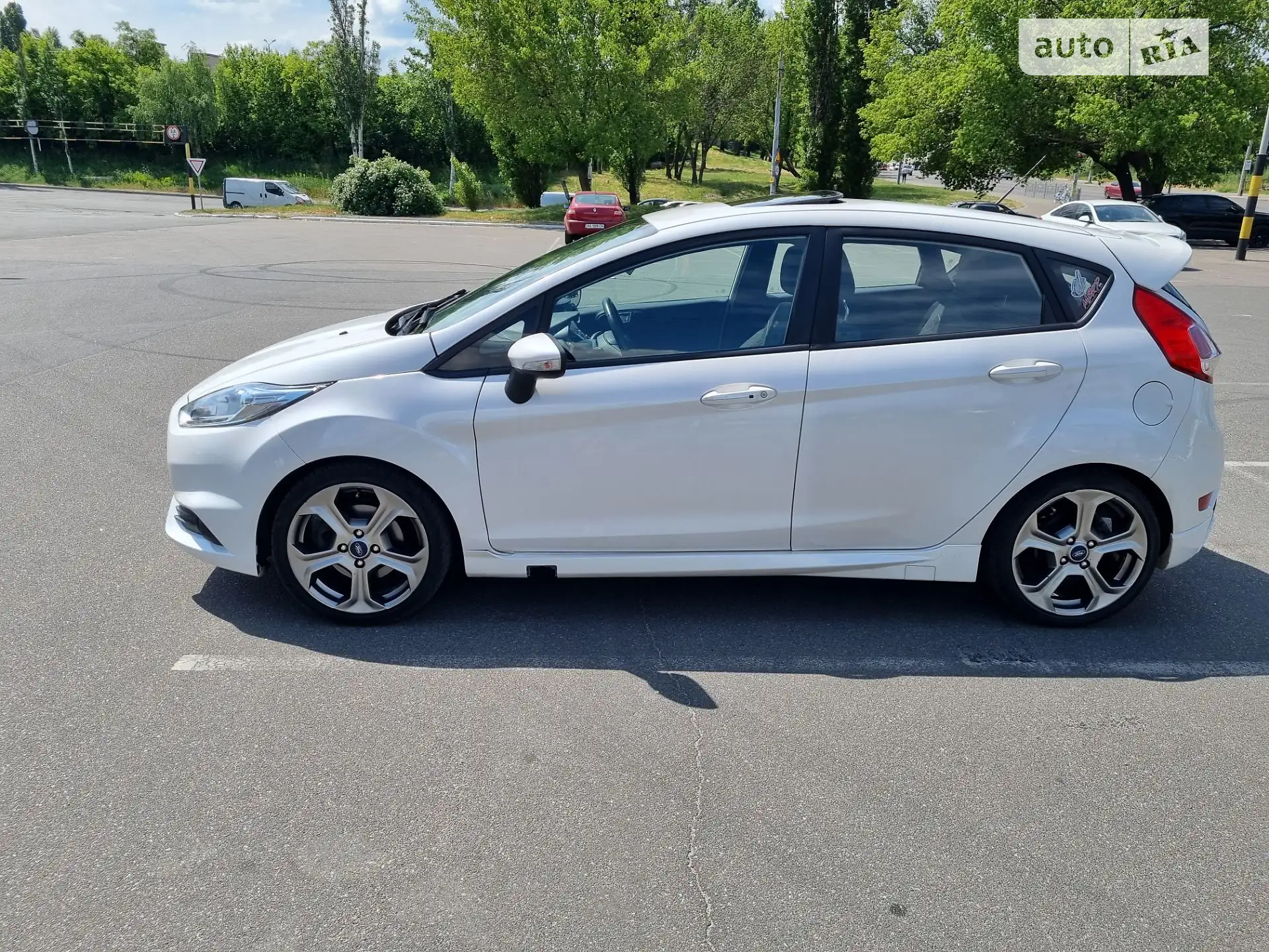 2019 Ford Fiesta - мініатюра 5