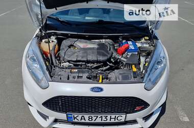 Хэтчбек Ford Fiesta 2019 в 