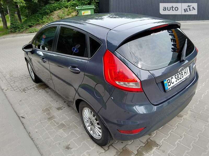 Хэтчбек Ford Fiesta 2011 в Львове