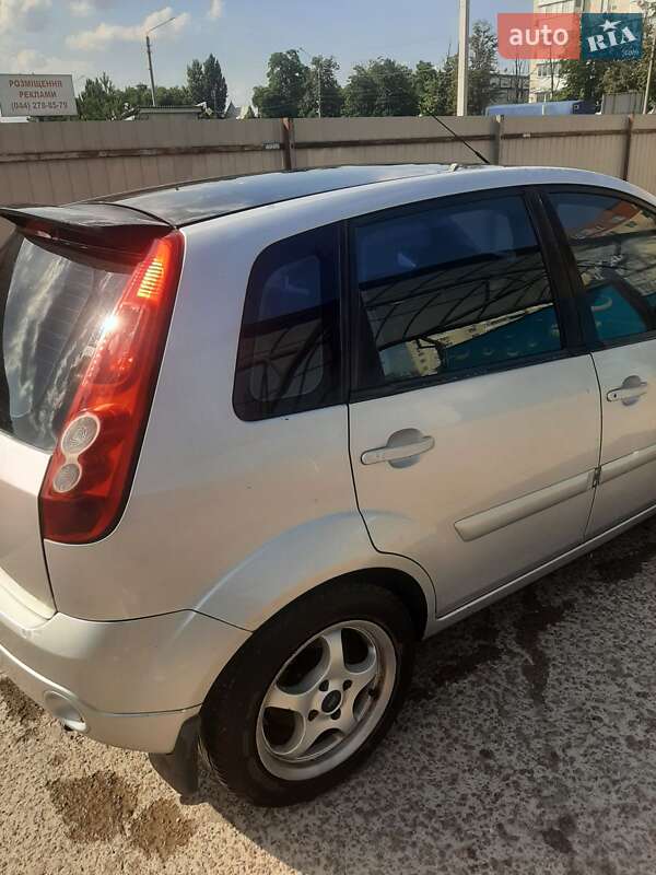 Хэтчбек Ford Fiesta 2006 в Борисполе