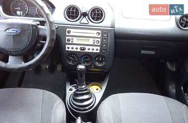 Хэтчбек Ford Fiesta 2005 в Броварах