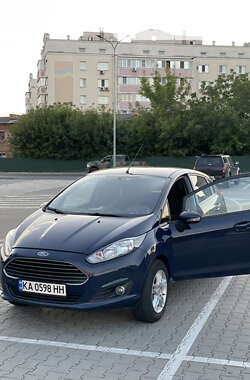 Хэтчбек Ford Fiesta 2015 в Киеве
