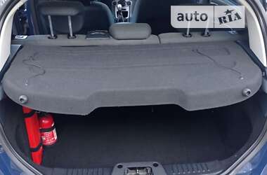 Хетчбек Ford Fiesta 2012 в 