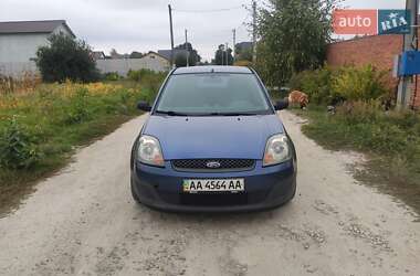 Хэтчбек Ford Fiesta 2006 в Киеве