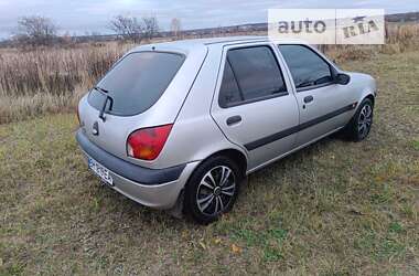 Хетчбек Ford Fiesta 2000 в Шостці