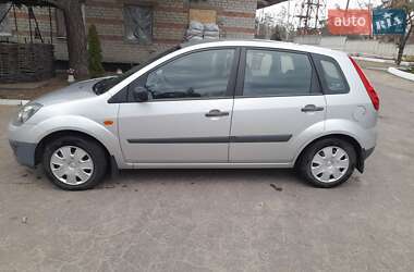 Хетчбек Ford Fiesta 2007 в Бершаді