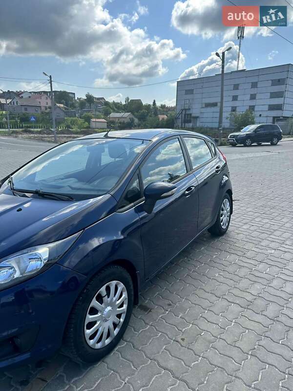 Хетчбек Ford Fiesta 2014 в Львові