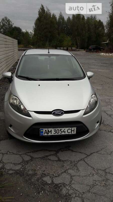 Хэтчбек Ford Fiesta 2012 в Житомире