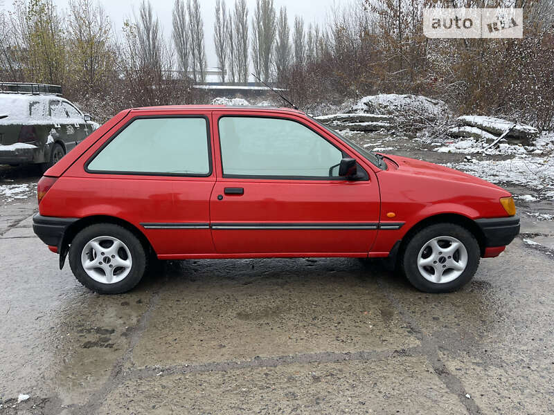 Хэтчбек Ford Fiesta 1992 в Виннице фото 8 Хэтчбек Ford Fiesta 1992 в Виннице