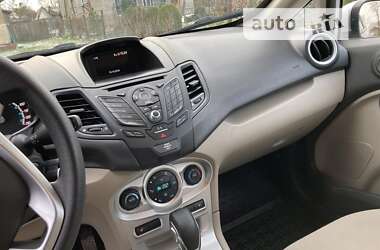Седан Ford Fiesta 2018 в Львове