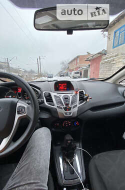 Хэтчбек Ford Fiesta 2013 в Киеве