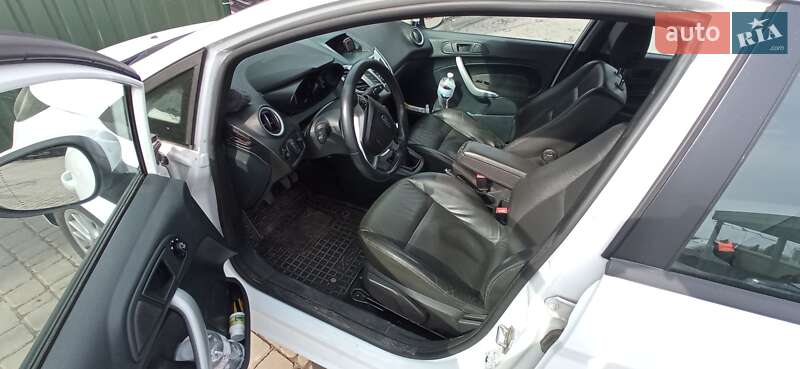 Хетчбек Ford Fiesta 2012 в Києві