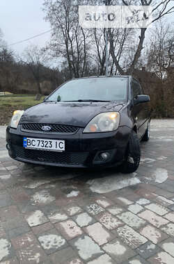 Хэтчбек Ford Fiesta 2007 в Львове