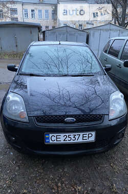 Хетчбек Ford Fiesta 2008 в Чернівцях