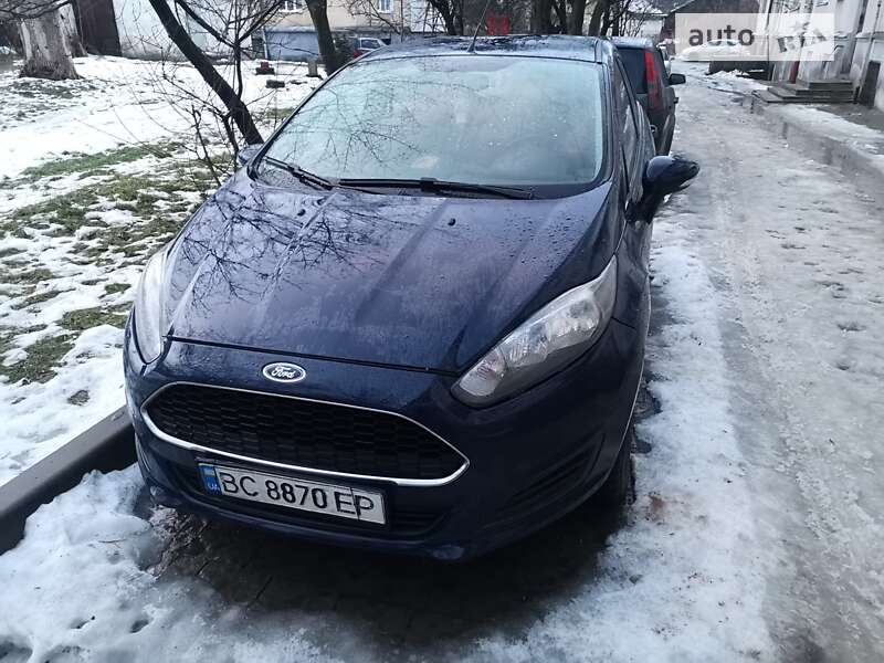 Хетчбек Ford Fiesta 2016 в Львові
