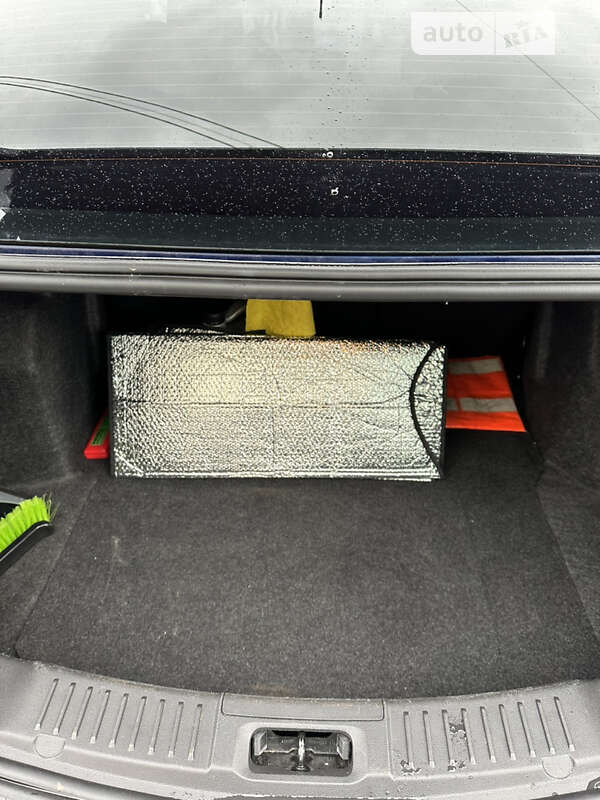 Седан Ford Fiesta 2016 в Львове