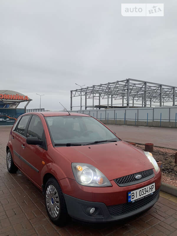 Хэтчбек Ford Fiesta 2008 в Полтаве