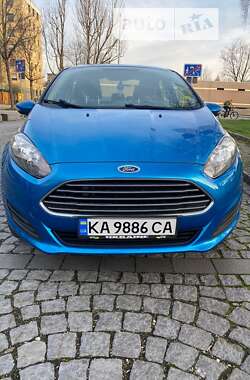 Седан Ford Fiesta 2016 в Києві