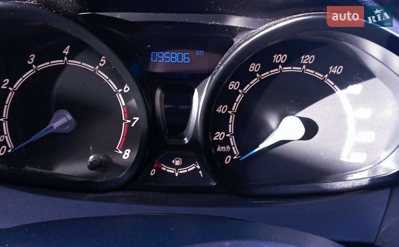 Хэтчбек Ford Fiesta 2013 в Киеве