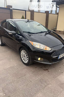 Хэтчбек Ford Fiesta 2013 в Днепре