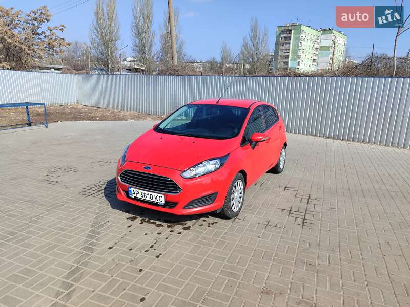 Хэтчбек Ford Fiesta 2015 в Запорожье