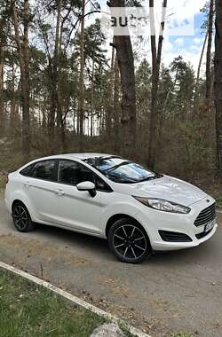 Седан Ford Fiesta 2017 в Києві