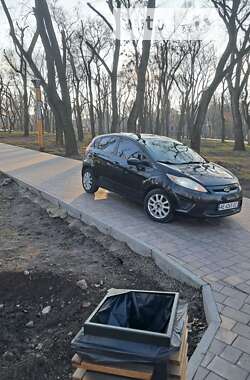 Хэтчбек Ford Fiesta 2011 в Шполе