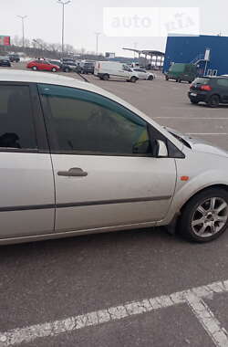 Хэтчбек Ford Fiesta 2007 в Полтаве