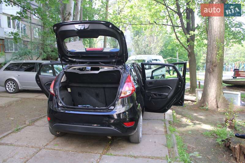 Хэтчбек Ford Fiesta 2017 в Николаеве