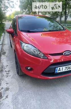 Хетчбек Ford Fiesta 2010 в Києві